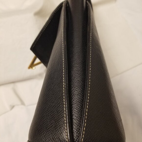 Valentino V Logo Handbag - Picture 7 of 10